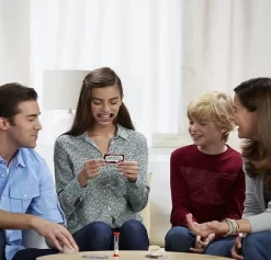 Hasbro Klartext Familien-Edition -Hasbro 139e904bf3cfd89313b3cee3eddb8754