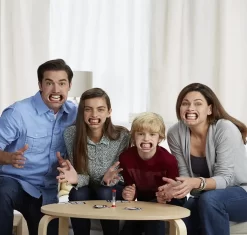 Hasbro Klartext Familien-Edition -Hasbro 28e381236a36c8a945a5c825c2ec281f