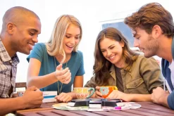 Hasbro Trivial Pursuit 2000er Edition -Hasbro 7299a5e6534238d56c247fb2ab2ae346