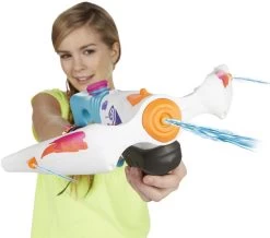Hasbro NERF Rebelle Super Soaker Triple Threat -Hasbro e8edf3c008934284bcadc656456e2f1e0195579c042473c2653c60fd77569651